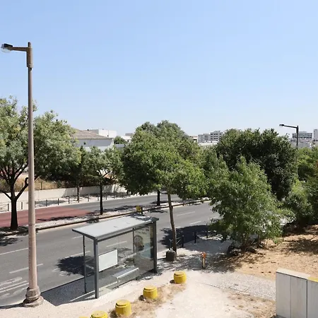 95 Δωμάτια σε οικογενειακή κατοικία
